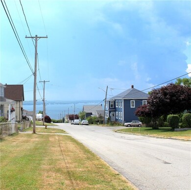 26 Audet St, Tiverton, RI 02878 - photo 3