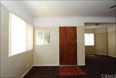 11729 Slater St, Los Angeles, CA 90059 - photo 4