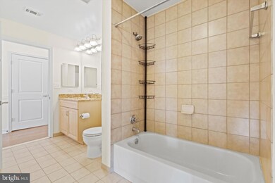 Atlas unit 621, Washington, DC 20037 - photo 5