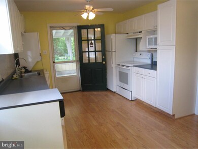 5203 Arrowhead Ln, Drexel Hill, PA 19026 - photo 5