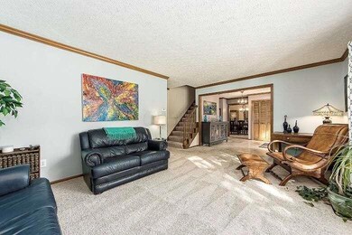 220 W Campus View Blvd