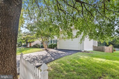 1901 Powells Landing Cir, Woodbridge, VA 22191 - photo 4