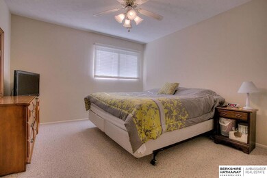 13217 Glenn St unit 4D, Omaha, NE 68138 - photo 6