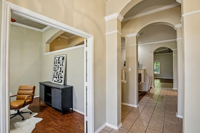 8822 Ballinger Dr, Houston, TX 77064 - photo 2