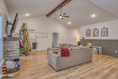 1013 Stadium Dr, Webb City, MO 64870 - photo 5