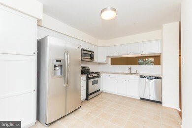 21957 Manning Square, Sterling, VA 20166 - photo 5