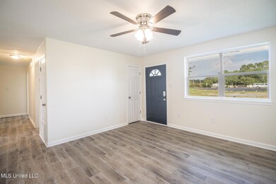 103 N Wilson-51