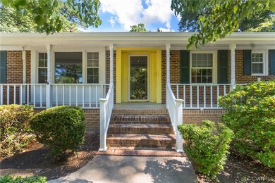 Property entrance featuring a porch