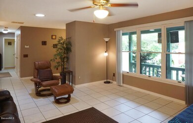 Living Room 3.jpg