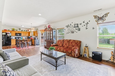 627 Appleseed Way, Indianapolis, IN 46217 - photo 6