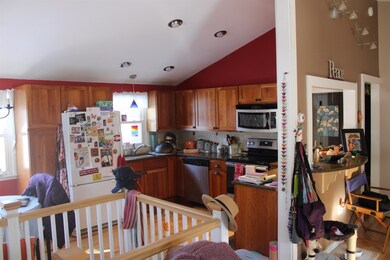 62 Ridgewood Dr, Saint Johnsbury, VT 05819 - photo 5