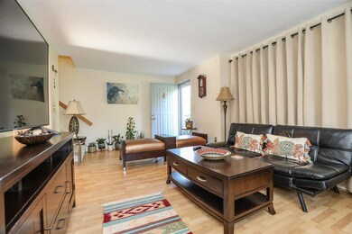 62 Lochmere Ln unit U401, Nashua, NH 03063 - photo 7