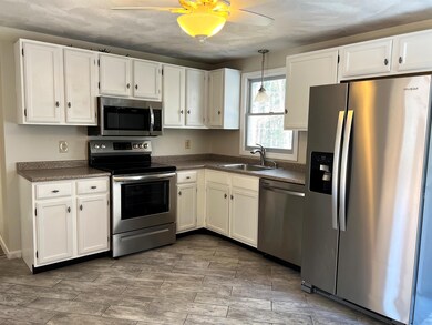 2 Decca Cir unit R, Derry, NH 03038 - photo 2