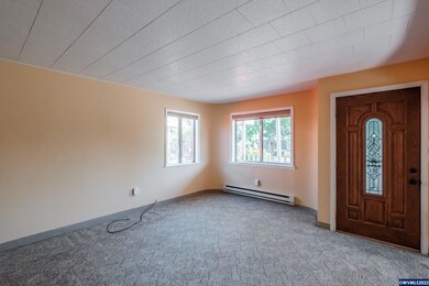 1075 13th Ave SW, Albany, OR 97321 - photo 5