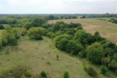 20530 Webster St, Spring Hill, KS 66083 - photo 2