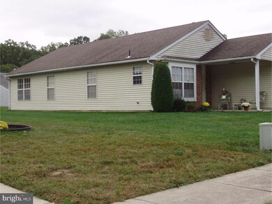 99 Lakebridge Dr, Woodbury, NJ 08096 - photo 3