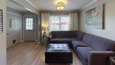 134 Saunders St, Scott Depot, WV 25560 - photo 4