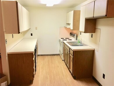 4033 W Grant St unit 5, Slatedale, PA 18079 - photo 2