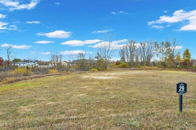 1644 Vista Dr, Oakland Township, MI 48363 - photo 6