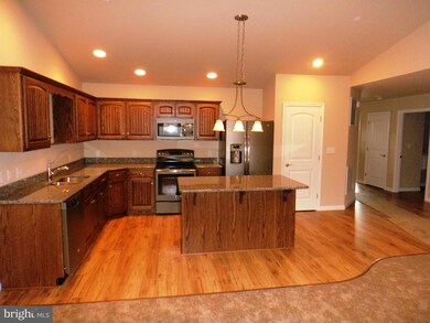 625 Shook Ct W, Greencastle, PA 17225 - photo 3