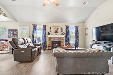 4324 S 202nd East Ave, Broken Arrow, OK 74014 - photo 6