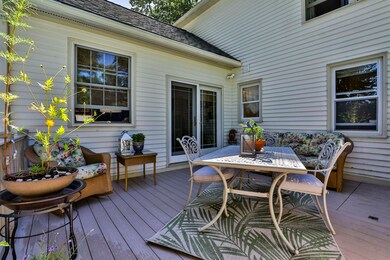 134 Applecrest Rd, Manchester, NH 03104 - photo 6