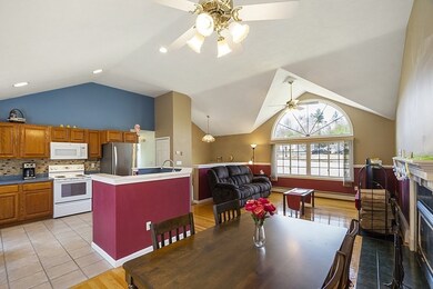 4 Wendy Place, Rochdale, MA 01542 - photo 3