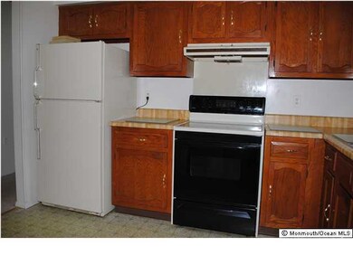 13B Birchwood Dr unit B, Whiting, NJ 08759 - photo 2