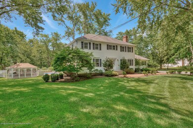 17 Algonquin Rd Holmdel NJ-large-003-002