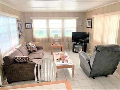 2000 E Bay Dr unit 49, Largo, FL 33771 - photo 3