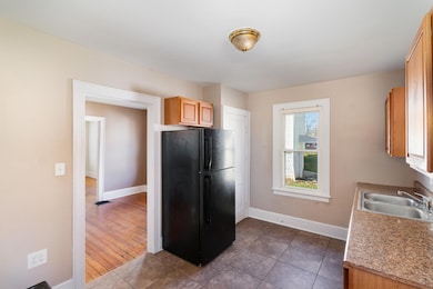 424 Kentaboo Ave, Florence, KY 41042 - photo 7