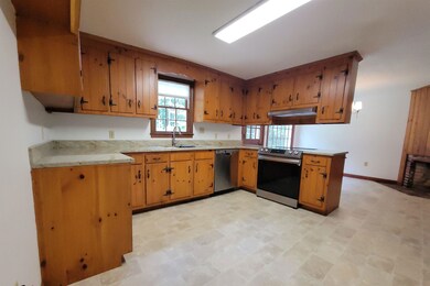 67 Fairgrounds Rd, Bradford, NH 03221 - photo 6