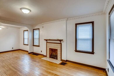 Living room 2