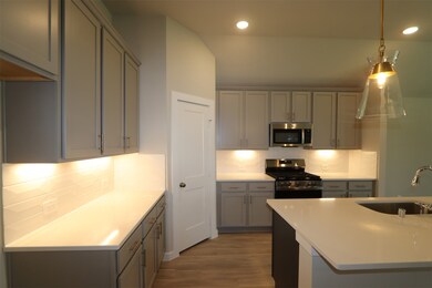 21827 Esparto Hills Trail, Tomball, TX 77377 - photo 7