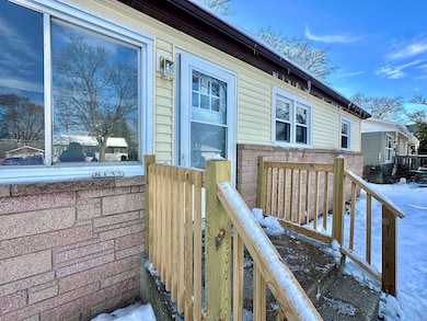 8133 W Glen Ave, Milwaukee, WI 53218 - photo 2