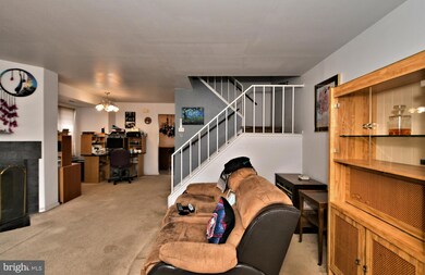 2181 E Village Rd, Southampton, PA 18966 - photo 6