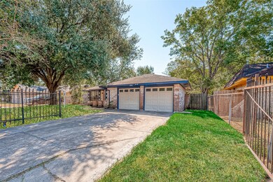 7626 Navasota St, Houston, TX 77016 - photo 7