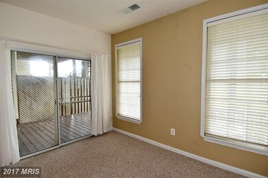 12954 Park Crescent Cir, Herndon, VA 20171 - photo 5