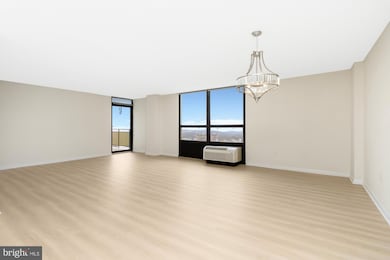 The Ridgely Condominiums, Towson, MD 21286 - photo 2