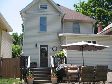 Rear view of 606 N Seventh Street