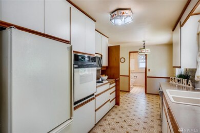 9123 227th St SW, Edmonds, WA 98026 - photo 7