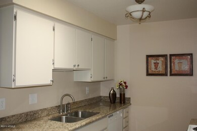 99 N Cooper Rd unit 139, Chandler, AZ 85225 - photo 3