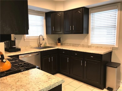 378 Bennett St, North Tonawanda, NY 14120 - photo 4