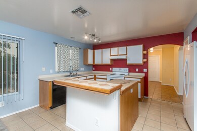 6) KITCHEN