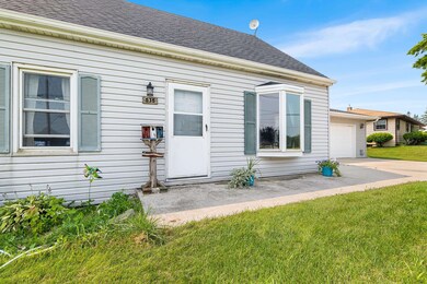 535 W Menasha Ave, Whitelaw, WI 54247 - photo 3