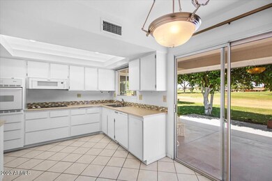 18609 N Conestoga Dr, Sun City, AZ 85373 - photo 6