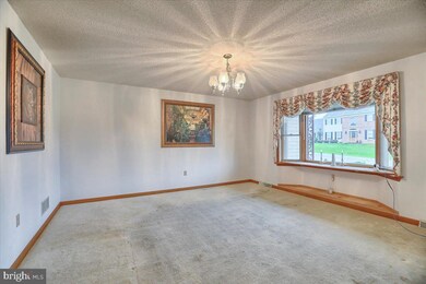473 Glen Mar Ave, New Holland, PA 17557 - photo 6