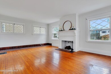 P1002865
