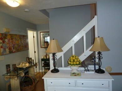 36 Meadow Pond Dr unit J, Leominster, MA 01453 - photo 6