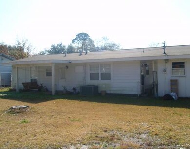 2207 Tucker Ave, Pascagoula, MS 39567 - photo 7